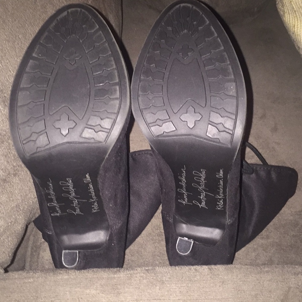 Kardashian Kollection high heel boots - Picture 5 of 5